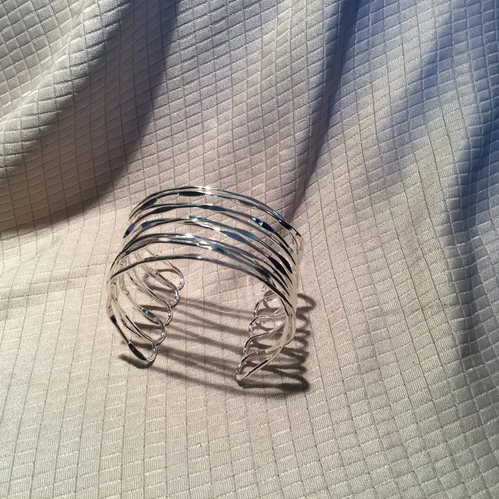 🎁 Metal mesh bracelet, silver color